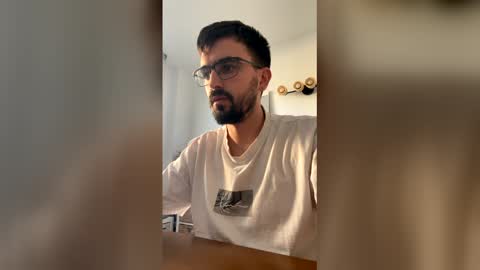 lander920612 online show from March 2026 05:40:01 PM