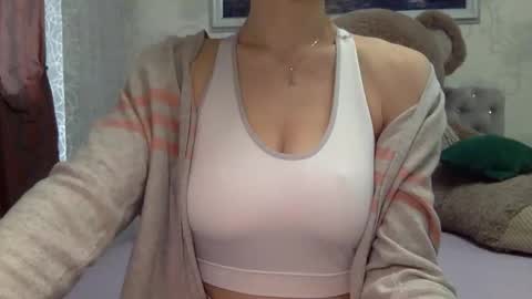 langoria online show from September 2025 01:38:02 PM