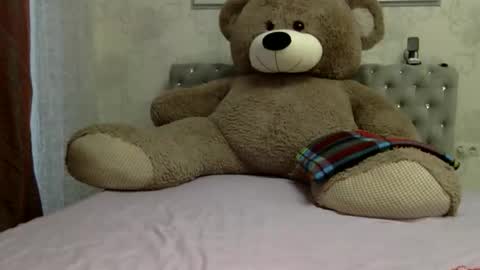 langoria online show from February 2026 02:50:02 PM