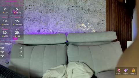          online show from February 2025 12:08:02 AM