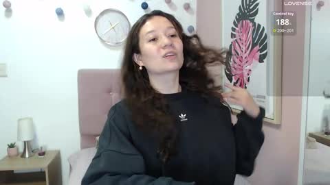 Lanna online show from March 2026 01:22:01 PM