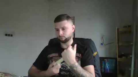 Snapshot of lansidick chatting on January 2025 11:12:02 AM lansidick online show from January 2025 11:12:02 AM