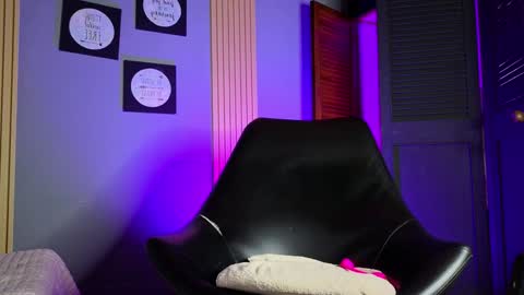 la paisita  online show from February 2025 05:31:02 AM