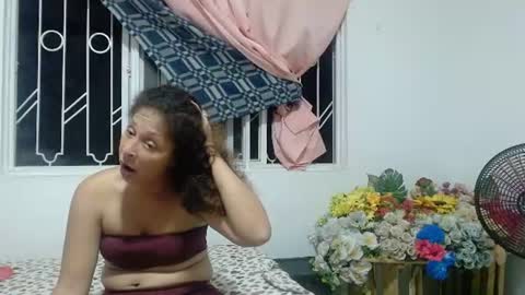 Snapshot of lapelichurca chatting on June 2026 02:03:01 AM lapelichurca online show from June 2026 02:03:01 AM