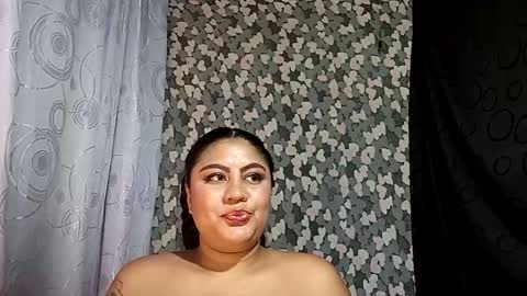 lapeligrosa_ online show from April 2026 05:30:01 PM