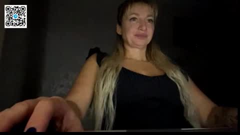 Olena online show from September 2025 07:24:02 PM