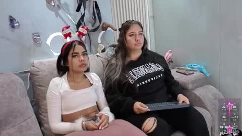 Snapshot of lara_as chatting on November 2025 11:51:02 PM lara_as online show from November 2025 11:51:02 PM