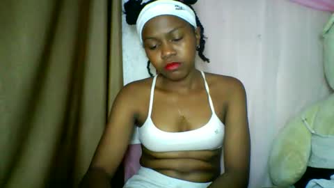 lara_belle online show from May 2026 07:55:02 PM