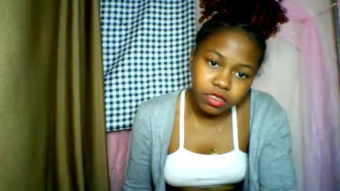 lara_belle online show from June 2026 03:56:02 PM
