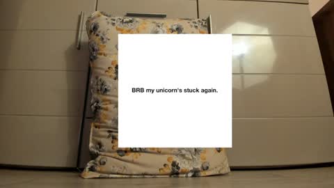 Snapshot of laracara chatting on December 2024 08:20:02 AM Lara online show from December 2024 08:20:02 AM