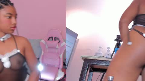 Snapshot of laraebony_ chatting on July 2026 11:02:02 AM laraebony_ online show from July 2026 11:02:02 AM