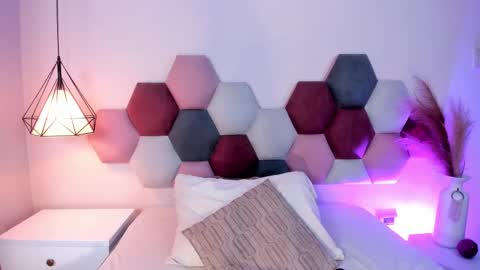 Snapshot of laragoldd chatting on September 2025 12:36:02 AM Lara Gold online show from September 2025 12:36:02 AM