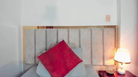 Snapshot of laragoldd chatting on September 2025 10:59:02 PM Lara Gold online show from September 2025 10:59:02 PM