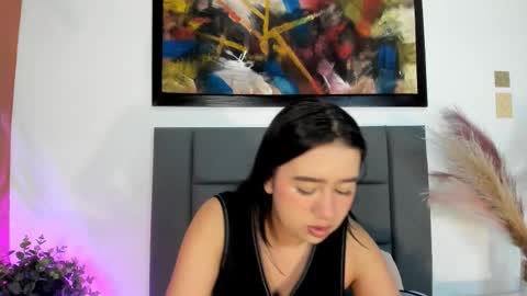  Lara Gold  online show from March 2026 12:31:01 PM