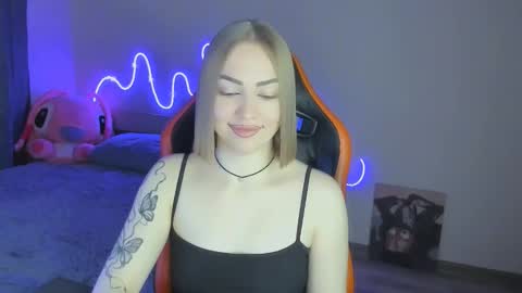 Snapshot of larakrein_lk chatting on January 2026 12:21:01 PM LaraKrein lk online show from January 2026 12:21:01 PM