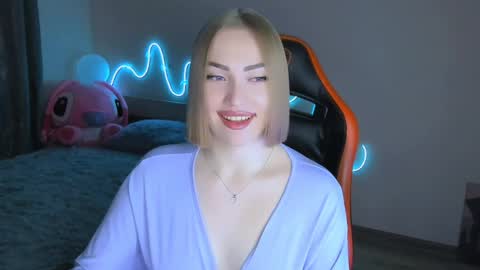 Snapshot of larakrein_lk chatting on March 2026 02:08:01 PM LaraKrein lk online show from March 2026 02:08:01 PM