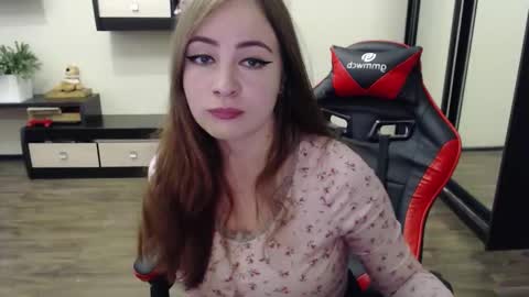 Snapshot of laralianna chatting on September 2025 08:14:01 AM Laralianna online show from September 2025 08:14:01 AM