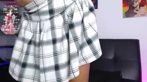 laramucci online show from February 2026 07:41:02 PM