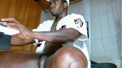 Snapshot of largo_eddy chatting on January 2025 11:11:01 AM Largo eddy online show from January 2025 11:11:01 AM