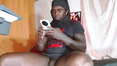 Snapshot of largo_eddy chatting on October 2025 04:54:01 AM Largo eddy online show from October 2025 04:54:01 AM