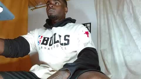 Snapshot of largo_eddy chatting on October 2025 09:58:02 PM Largo eddy online show from October 2025 09:58:02 PM