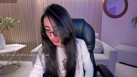 Larisa Smirnov online show from September 2025 05:34:01 AM