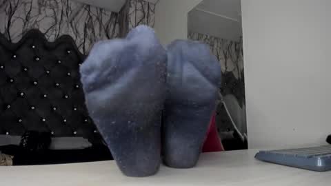 Snapshot of larissa01_ chatting on January 2025 05:47:02 AM Lari online show from January 2025 05:47:02 AM