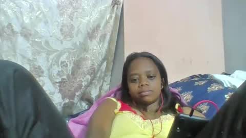 Snapshot of larissa645771 chatting on May 2026 02:45:01 PM larissa645771 online show from May 2026 02:45:01 PM