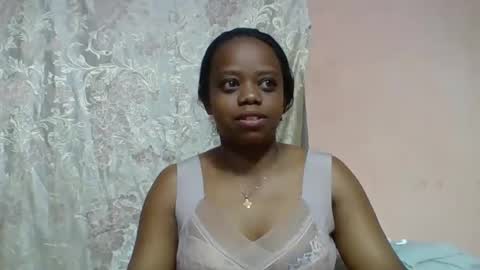 Snapshot of larissa645771 chatting on May 2026 04:13:02 PM larissa645771 online show from May 2026 04:13:02 PM