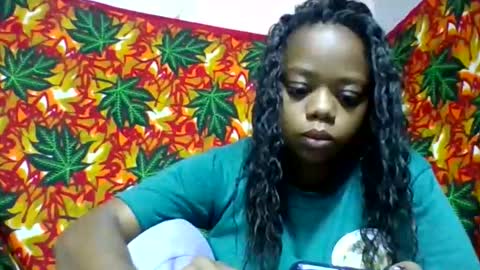 Snapshot of larissa645771 chatting on May 2026 04:18:01 AM larissa645771 online show from May 2026 04:18:01 AM