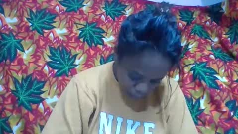 Snapshot of larissa645771 chatting on May 2026 07:05:02 AM larissa645771 online show from May 2026 07:05:02 AM