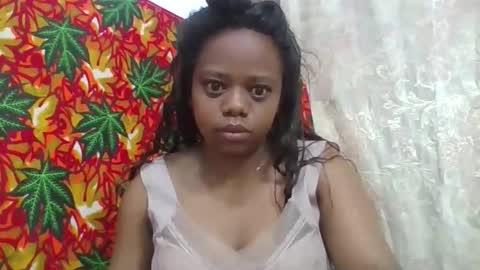 Snapshot of larissa645771 chatting on June 2026 02:12:01 AM larissa645771 online show from June 2026 02:12:01 AM