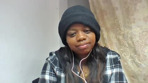 Snapshot of larissa645771 chatting on July 2026 04:58:01 PM larissa645771 online show from July 2026 04:58:01 PM