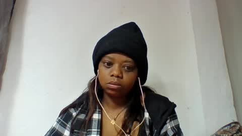 Snapshot of larissa645771 chatting on July 2026 05:26:02 AM larissa645771 online show from July 2026 05:26:02 AM
