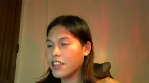larissah99 online show from December 2024 06:05:01 PM