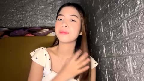 Lary online show from March 2026 05:10:02 AM