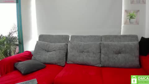 Rosa  online show from December 2025 07:11:02 PM