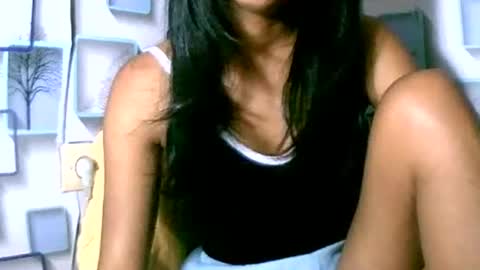 Snapshot of larra27 chatting on May 2026 07:35:02 AM Malala online show from May 2026 07:35:02 AM
