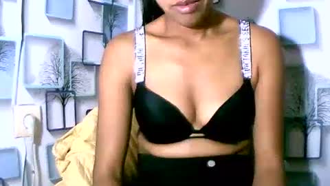 Snapshot of larra27 chatting on May 2026 10:44:01 AM Malala online show from May 2026 10:44:01 AM
