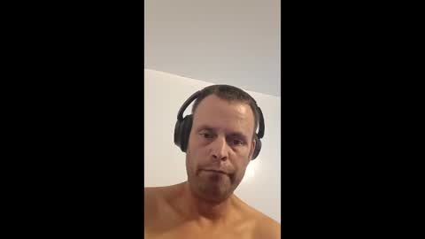larrybarry794491163 online show from May 2026 08:39:01 PM