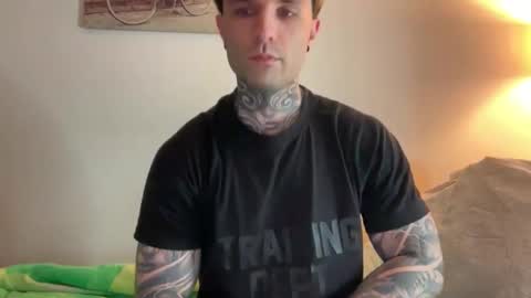 larsskeet online show from March 2026 04:55:01 PM