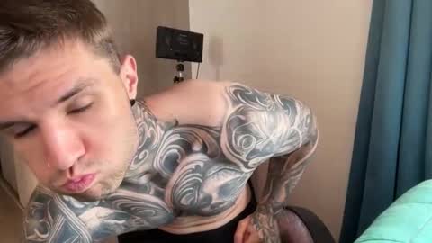 larsskeet online show from May 2026 04:01:02 PM
