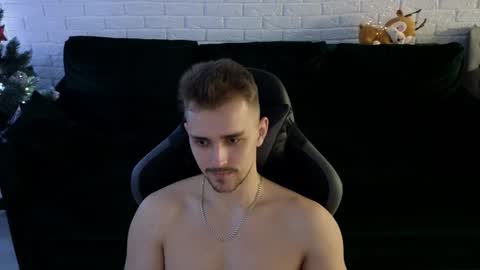 Snapshot of larstar01 chatting on December 2024 04:52:01 AM Lars online show from December 2024 04:52:01 AM