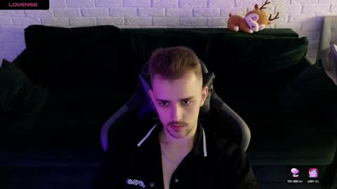 Snapshot of larstar01 chatting on January 2025 04:23:01 AM Lars online show from January 2025 04:23:01 AM