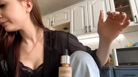 Snapshot of lashawnabatun chatting on April 2026 11:40:02 AM Sara online show from April 2026 11:40:02 AM