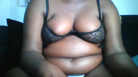 Snapshot of lasisi_ chatting on February 2025 05:37:01 PM Lasisi online show from February 2025 05:37:01 PM