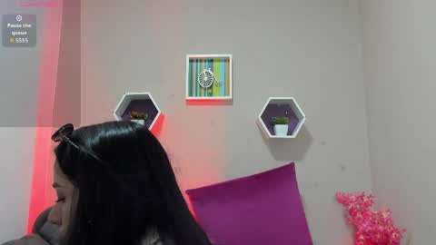 Tania  online show from April 2026 12:18:01 PM