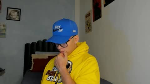 Snapshot of lass_nazar chatting on April 2026 01:15:01 AM lass_nazar online show from April 2026 01:15:01 AM