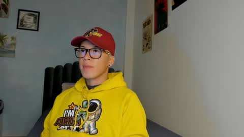 Snapshot of lass_nazar chatting on April 2026 01:10:01 AM lass_nazar online show from April 2026 01:10:01 AM