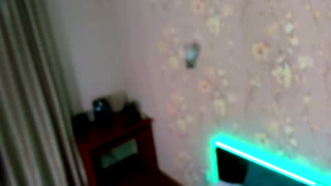 LassCherry18 online show from February 2025 04:24:02 PM